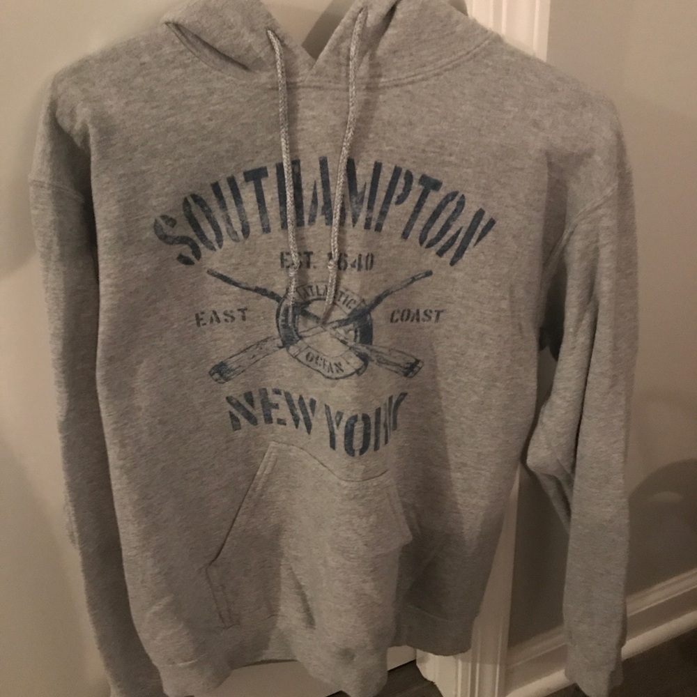 Southampton NY sweatshirt size small